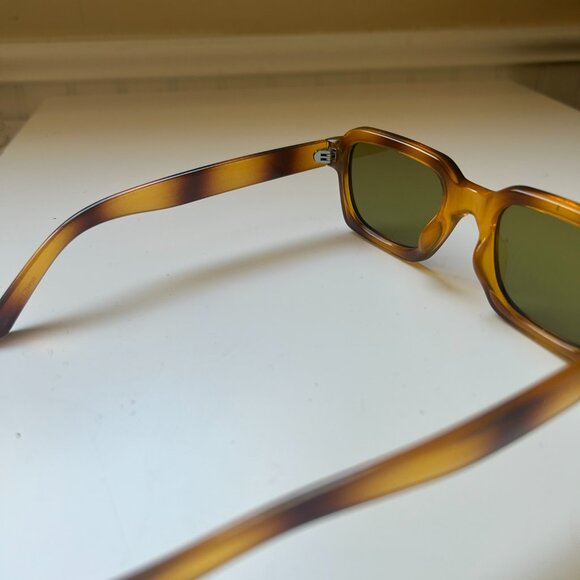 PRINCESS POLLY Multi Tort Rectangular Sunglasses | Tortoise Brown Unisex - Picture 5 of 8